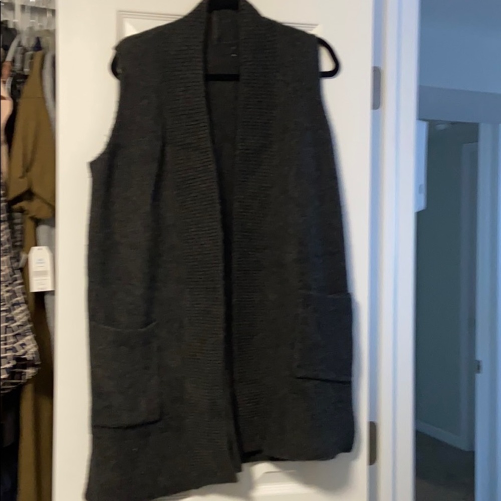 Loft Sleeveless sweater